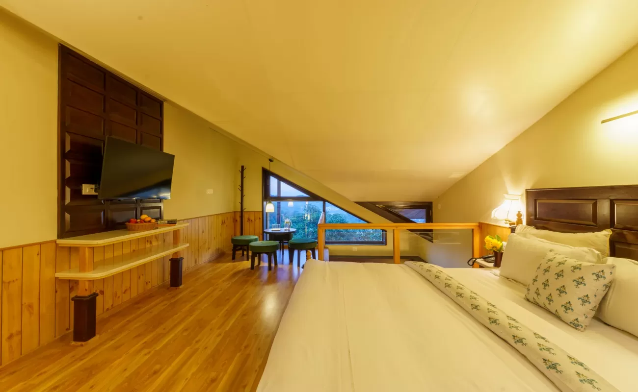 Pinewood Duplex Suite